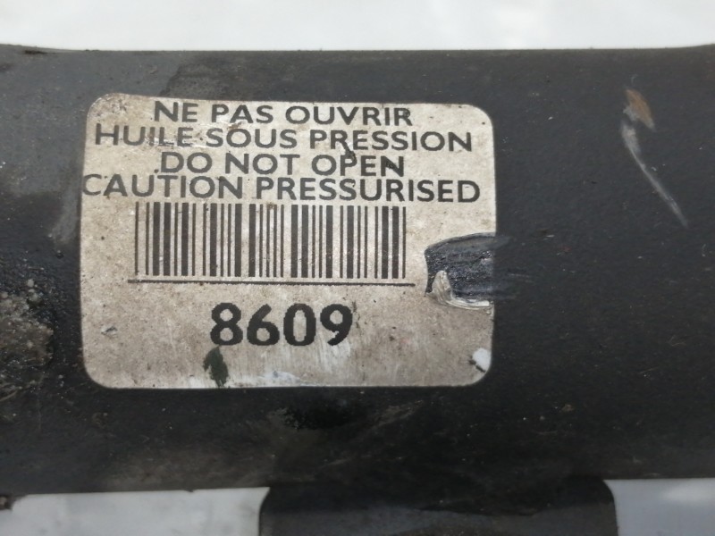 Recambio de amortiguador delantero derecho para peugeot 206+ básico referencia OEM IAM 8609  