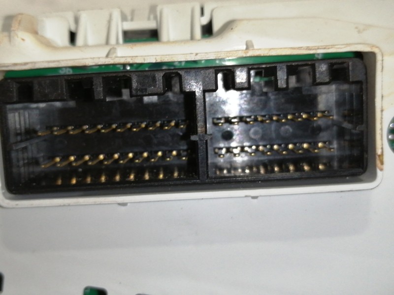 Recambio de cuadro instrumentos para kia carnival 2.9 crdi vgt active referencia OEM IAM 940034D260  