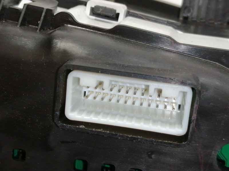 Recambio de cuadro instrumentos para hyundai i30 comfort referencia OEM IAM 940332R220  