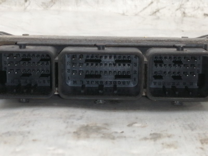 Recambio de centralita motor uce para citroën c2 x referencia OEM IAM 9645989480 3LXHZKI3E 16623004 IAW48P27H 