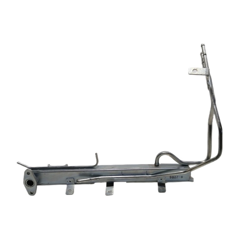 Recambio de rampa inyectora para suzuki jimny sn (fj) cabrio jlx referencia OEM IAM 1573054D00  