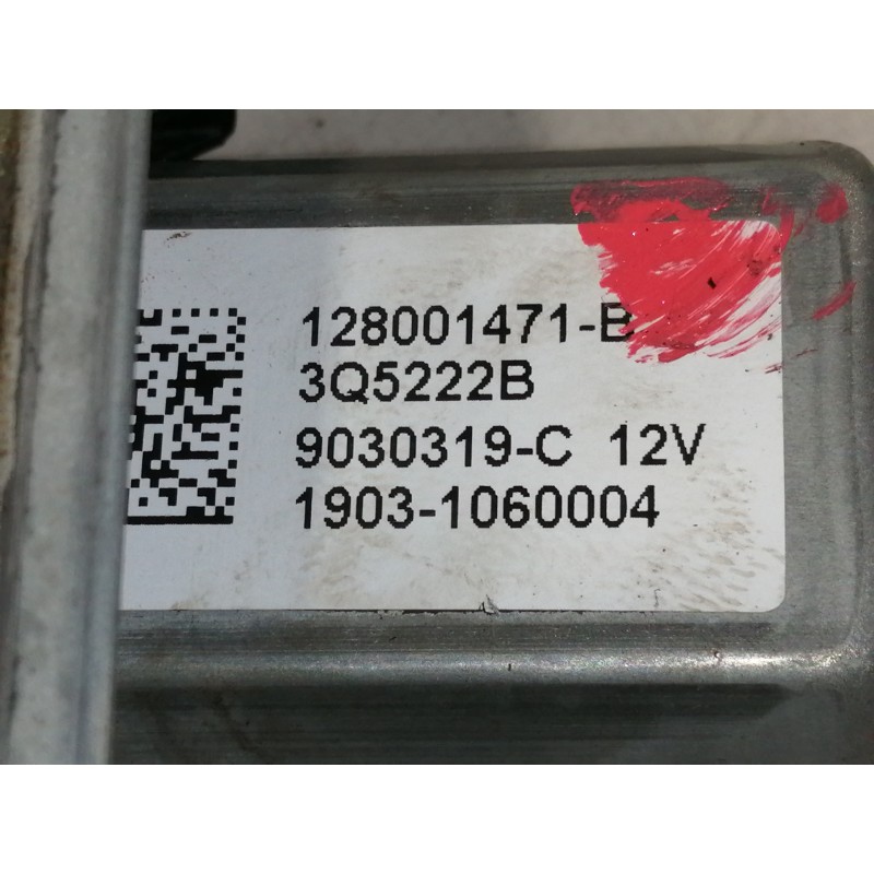 Recambio de elevalunas delantero derecho para renault captur 0.9 tce referencia OEM IAM 128001471B  