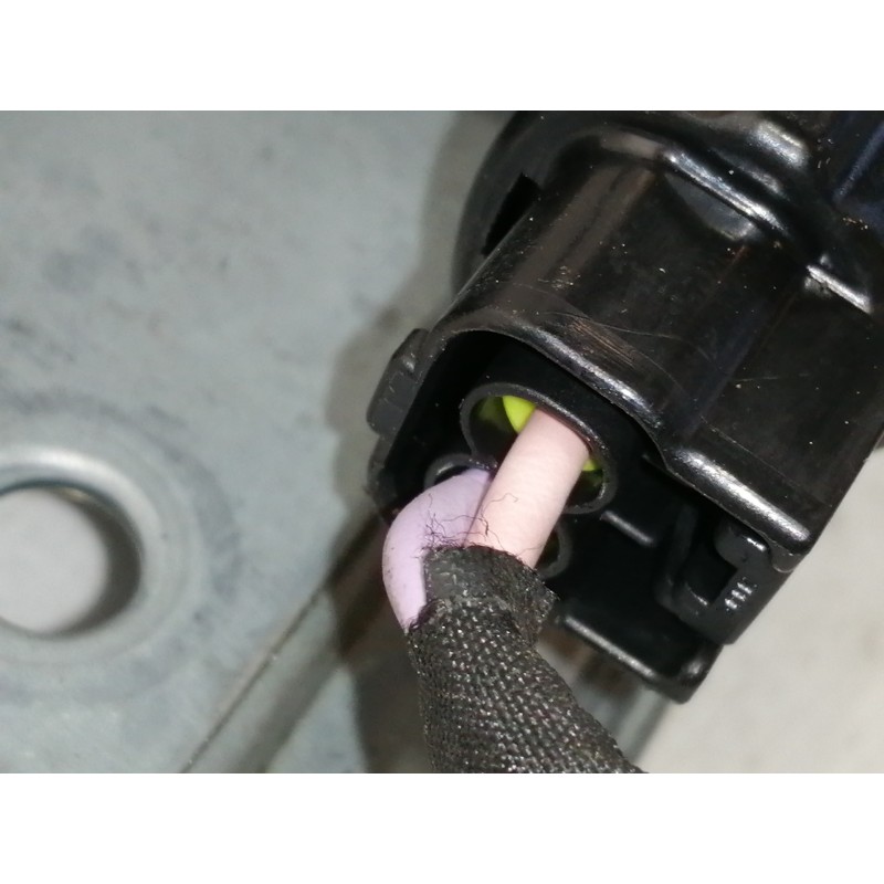 Recambio de elevalunas delantero derecho para renault captur 0.9 tce referencia OEM IAM 128001471B  