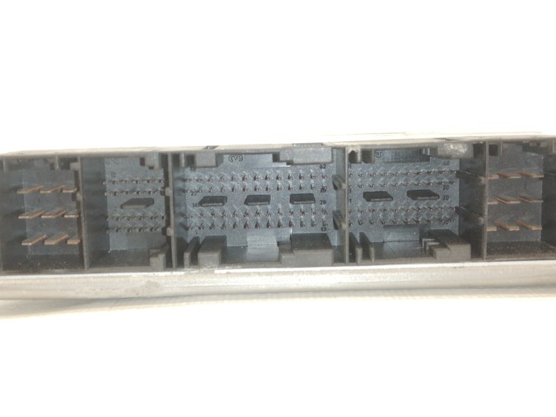 Recambio de centralita motor uce para bmw serie 3 berlina (e46) 320d referencia OEM IAM 0281001445  