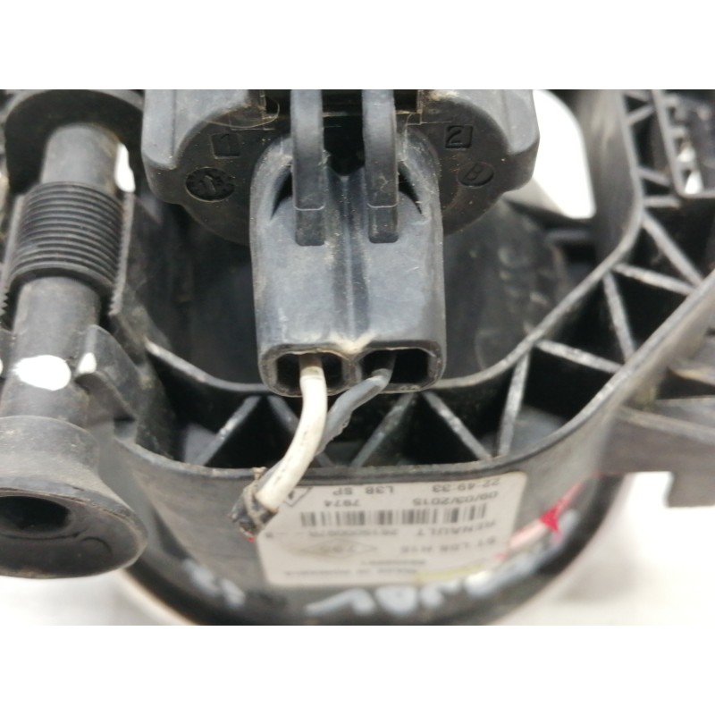 Recambio de faro antiniebla izquierdo para renault captur 0.9 tce referencia OEM IAM 261500097RB  