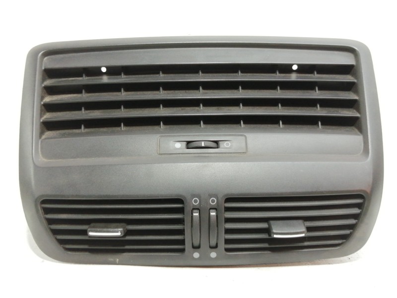 Recambio de rejilla aireadora para fiat croma (194) 1.9 jtd 16v cat referencia OEM IAM 1821940047  