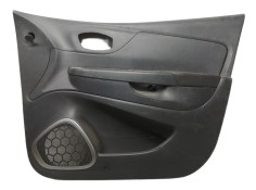 Recambio de guarnecido puerta delantera derecha para renault captur 0.9 tce referencia OEM IAM 156067391 156067351 156067371