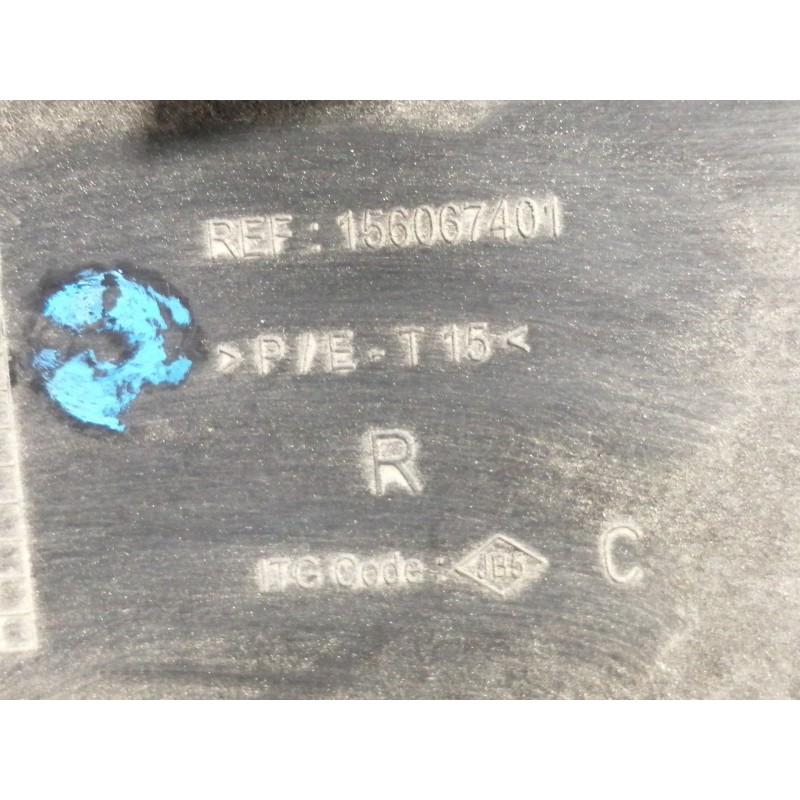 Recambio de guarnecido puerta trasera derecha para renault captur 0.9 tce referencia OEM IAM 156067381 156067401 