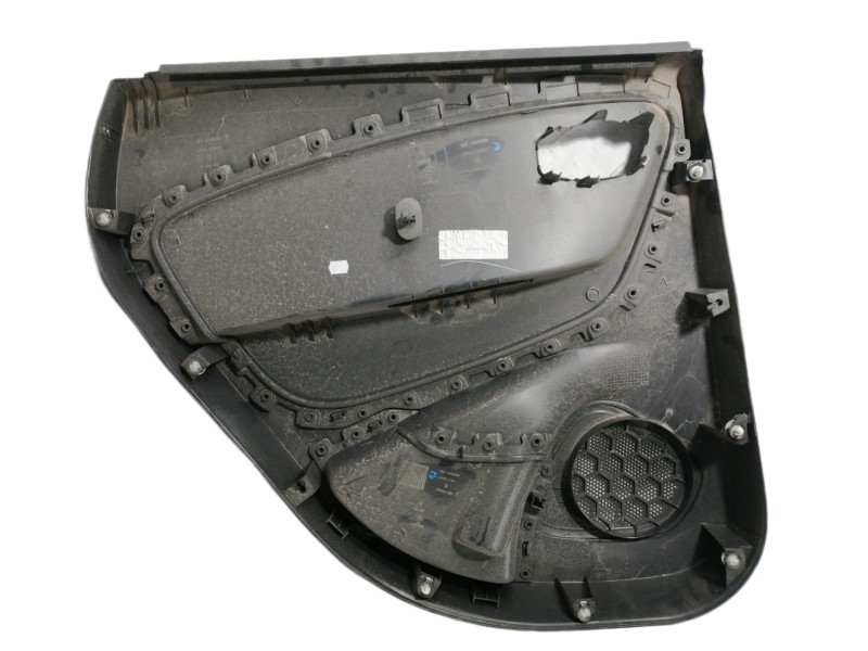 Recambio de guarnecido puerta trasera derecha para renault captur 0.9 tce referencia OEM IAM 156067381 156067401 