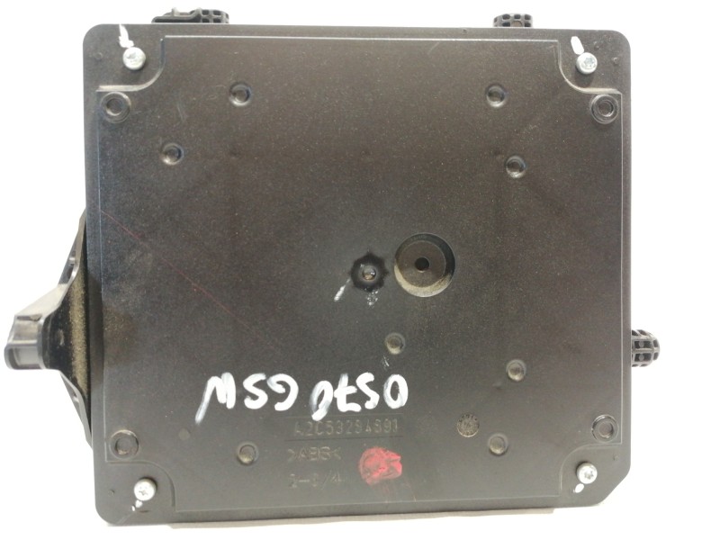 Recambio de caja reles / fusibles para renault megane iii coupe dynamique referencia OEM IAM 284B15986R  