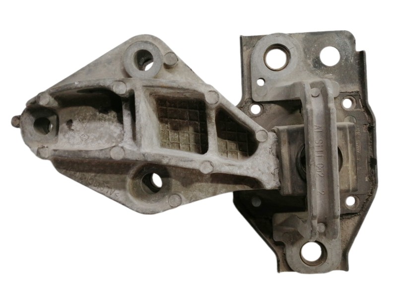 Recambio de soporte motor derecho para renault megane ii familiar dynamique referencia OEM IAM DD130508  