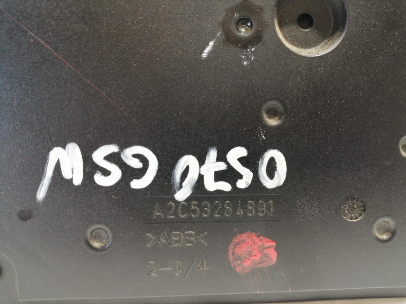 Recambio de caja reles / fusibles para renault megane iii coupe dynamique referencia OEM IAM 284B15986R  