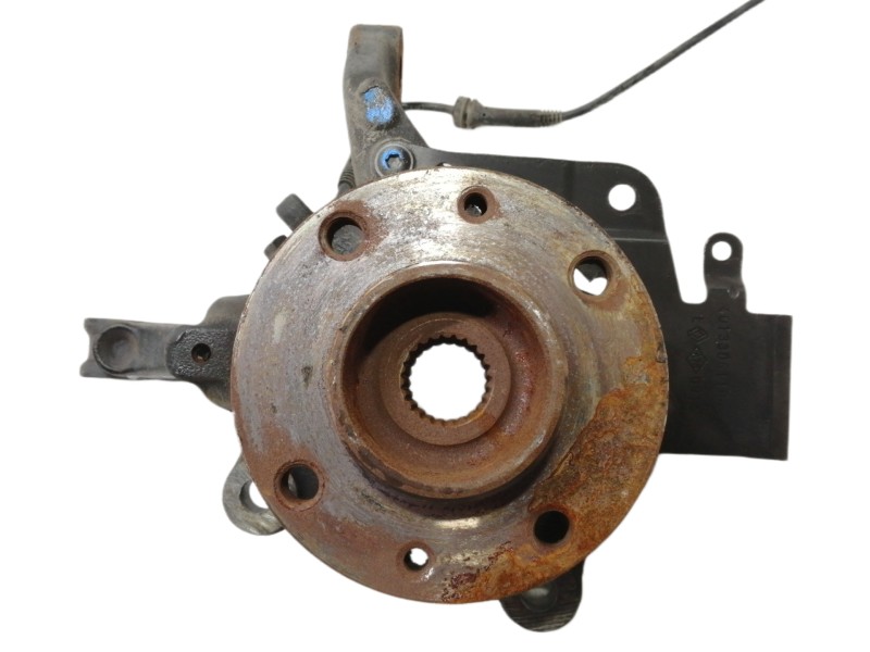 Recambio de mangueta delantera izquierda para renault captur 0.9 tce referencia OEM IAM   