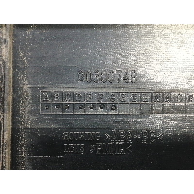 Recambio de piloto trasero izquierdo para fiat doblo cargo basis kasten referencia OEM IAM 02038099900010 00518106740 2038075L 2