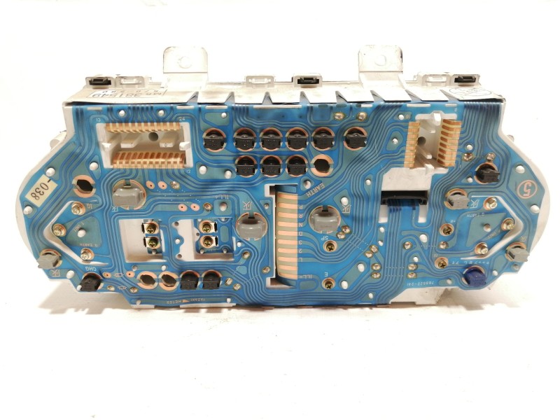 Recambio de cuadro instrumentos para mitsubishi space wagon (n80/n90) 2,4 glx referencia OEM IAM   