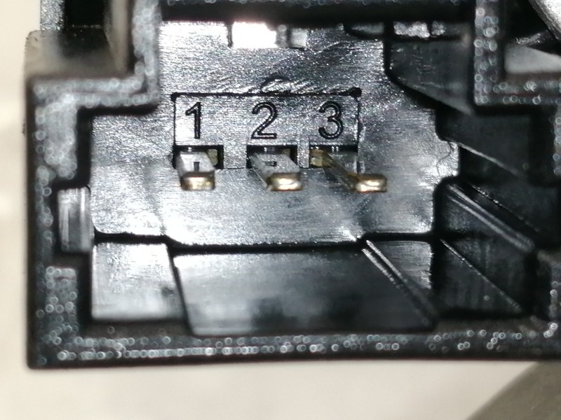 Recambio de motor limpia trasero para renault captur 0.9 tce referencia OEM IAM 287105483RC  