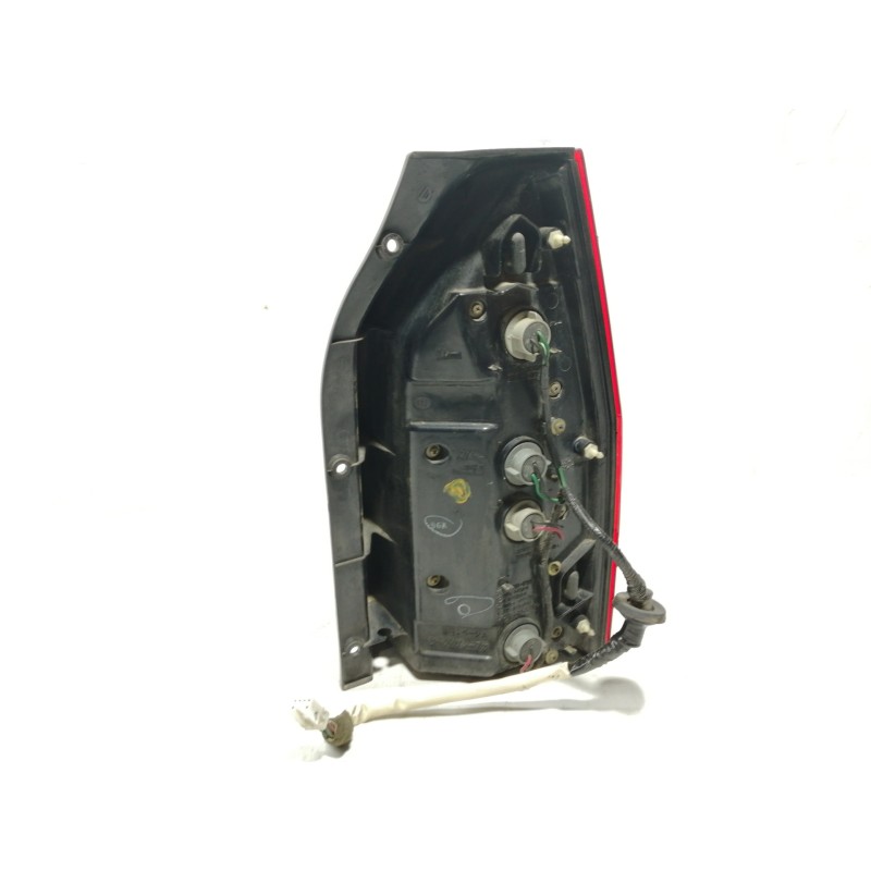 Recambio de piloto trasero izquierdo para mitsubishi space wagon (n80/n90) 2,4 glx referencia OEM IAM   