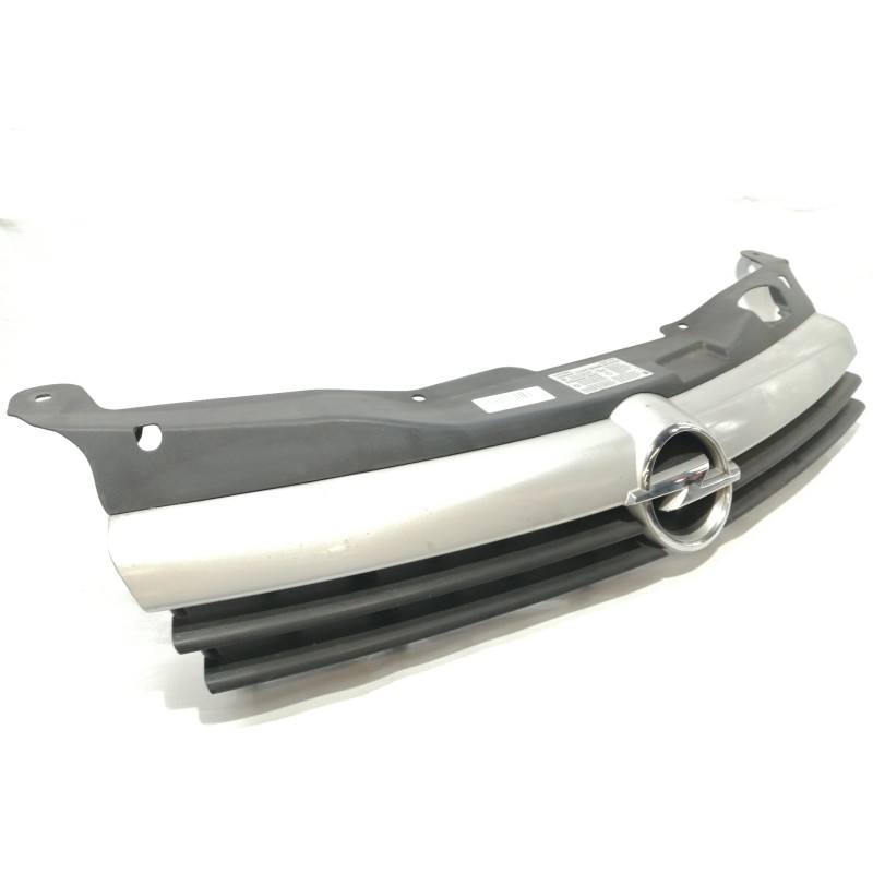 Recambio de rejilla delantera para opel astra h caravan elegance referencia OEM IAM 13108463  