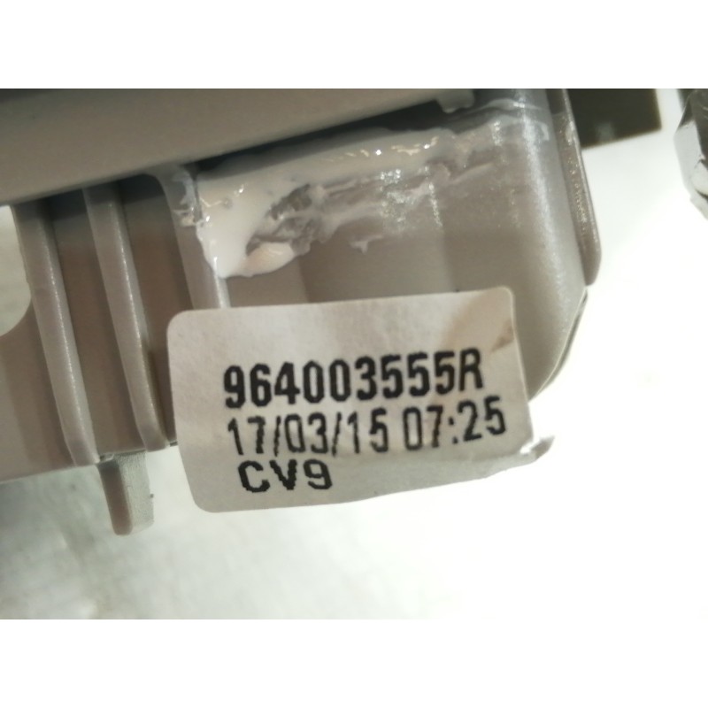 Recambio de parasol derecho para renault captur 0.9 tce referencia OEM IAM 964003555R  