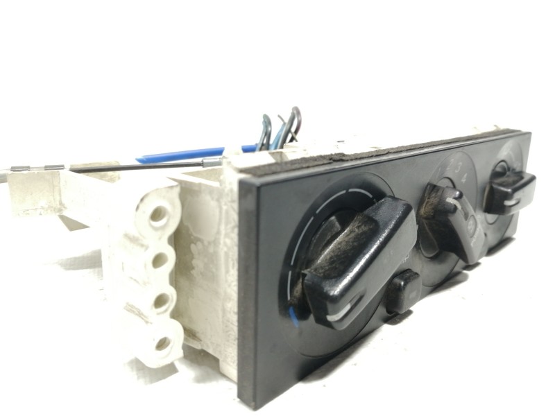 Recambio de mando calefaccion / aire acondicionado para mitsubishi space wagon (n80/n90) 2,4 glx referencia OEM IAM MR398658  