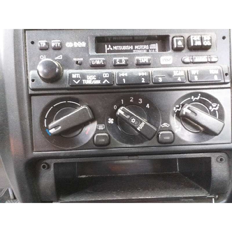 Recambio de mando calefaccion / aire acondicionado para mitsubishi space wagon (n80/n90) 2,4 glx referencia OEM IAM MR398658  