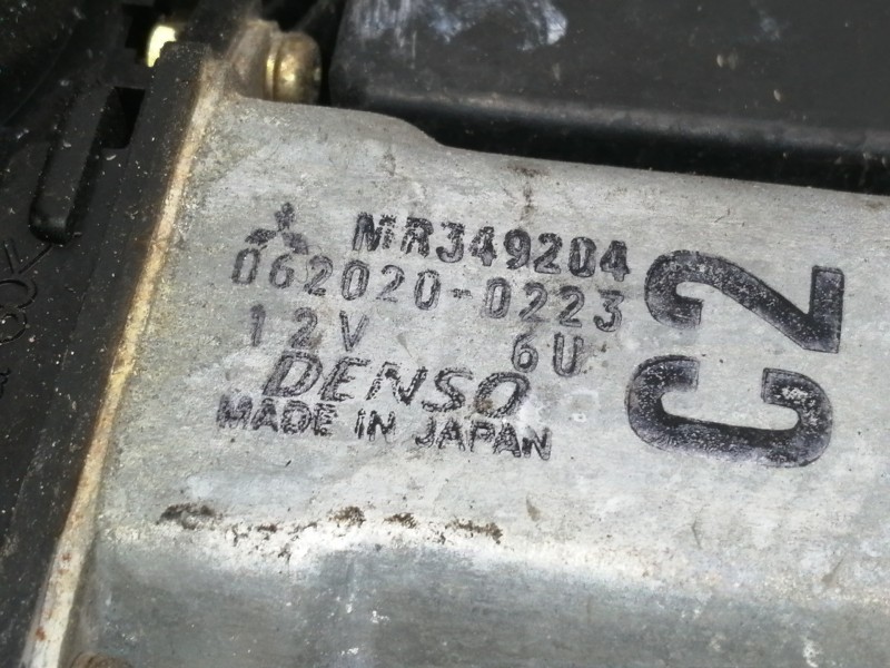 Recambio de elevalunas delantero derecho para mitsubishi space wagon (n80/n90) 2,4 glx referencia OEM IAM 0620200223  