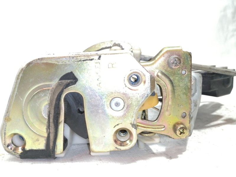 Recambio de cerradura puerta trasera derecha para mitsubishi space wagon (n80/n90) 2,4 glx referencia OEM IAM 1015280120  