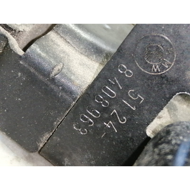 Recambio de cerradura maletero / porton para bmw x5 (e53) 3.0d referencia OEM IAM 51248408964 51248408963 