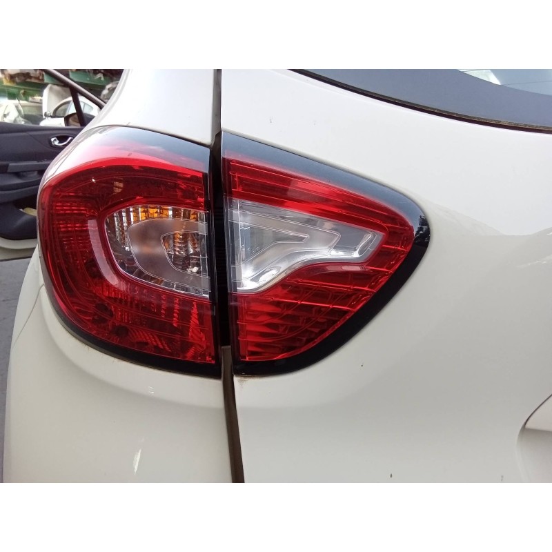 Recambio de piloto trasero izquierdo interior para renault captur 0.9 tce referencia OEM IAM 0286404165  