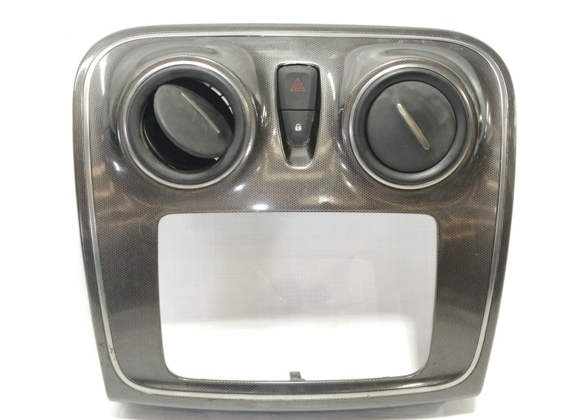 Recambio de warning para dacia sandero stepway referencia OEM IAM E3160101  