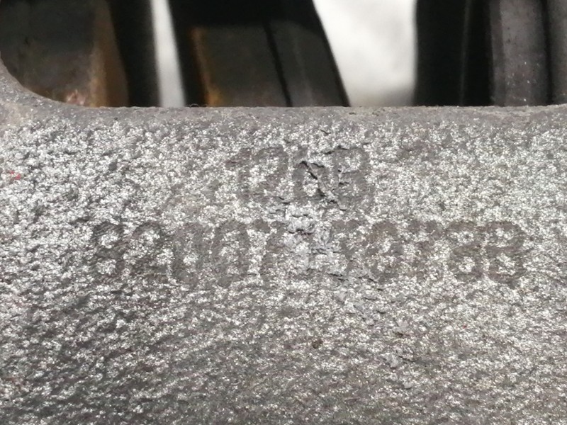 Recambio de pinza freno delantera izquierda para renault captur 0.9 tce referencia OEM IAM 8200715078B 8863D 