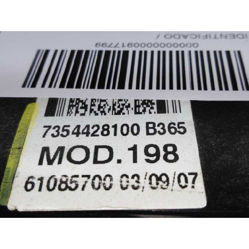 Recambio de warning para fiat bravo (198) 1.4 16v t jet active referencia OEM IAM 7354428100  