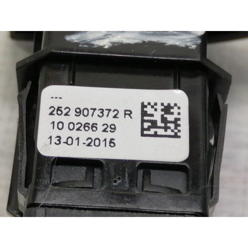 Recambio de warning para renault captur 0.9 tce referencia OEM IAM 252907372R  