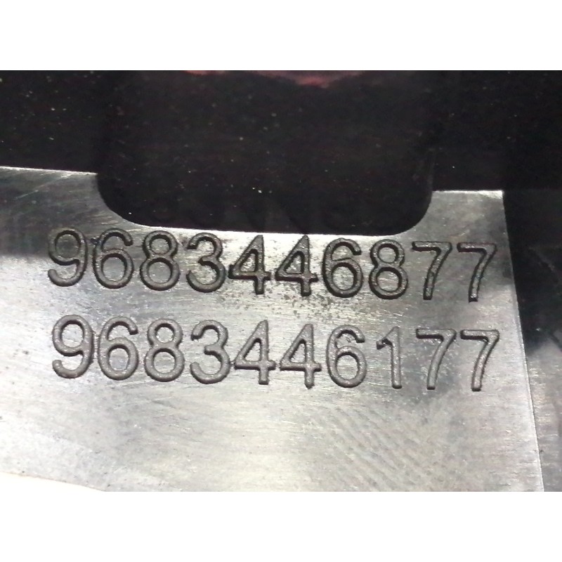 Recambio de maneta interior trasera izquierda para peugeot 5008 confort referencia OEM IAM 9683446177  