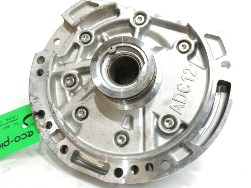 Recambio de bomba aceite para kia carnival td ls referencia OEM IAM 08052606A743  