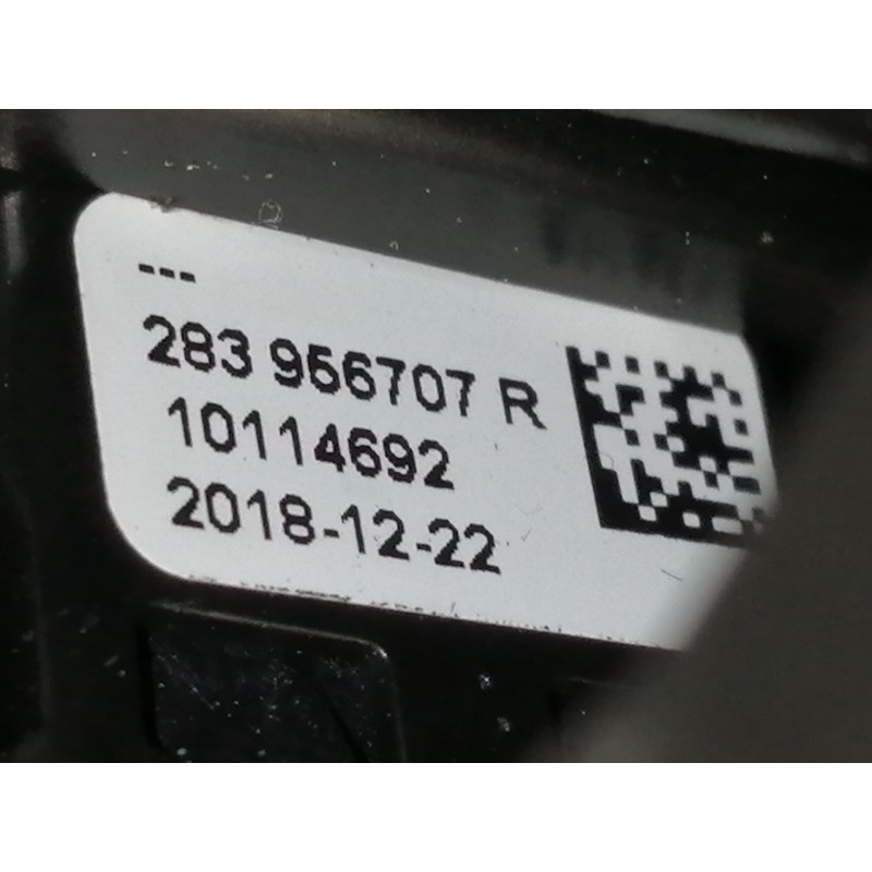 Recambio de moldura para renault megane iv berlina 5p limited referencia OEM IAM 969121990R  