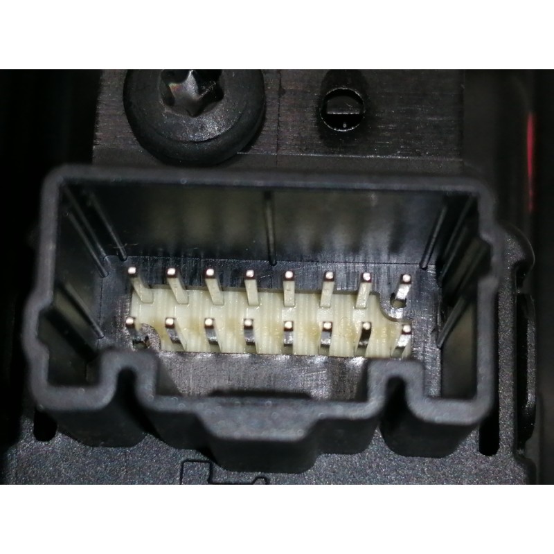 Recambio de moldura para renault megane iv berlina 5p limited referencia OEM IAM 969121990R  