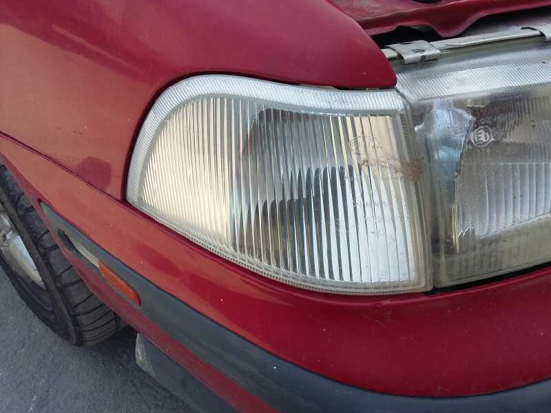 Recambio de piloto delantero derecho para volvo v40 familiar 1.9 turbodiesel referencia OEM IAM 30806987  