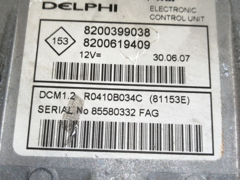 Recambio de centralita motor uce para renault clio iii authentique referencia OEM IAM 8200399038  