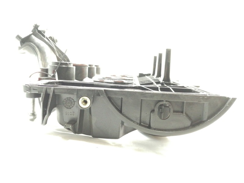 Recambio de colector admision para peugeot 407 st sport referencia OEM IAM 9645977980  