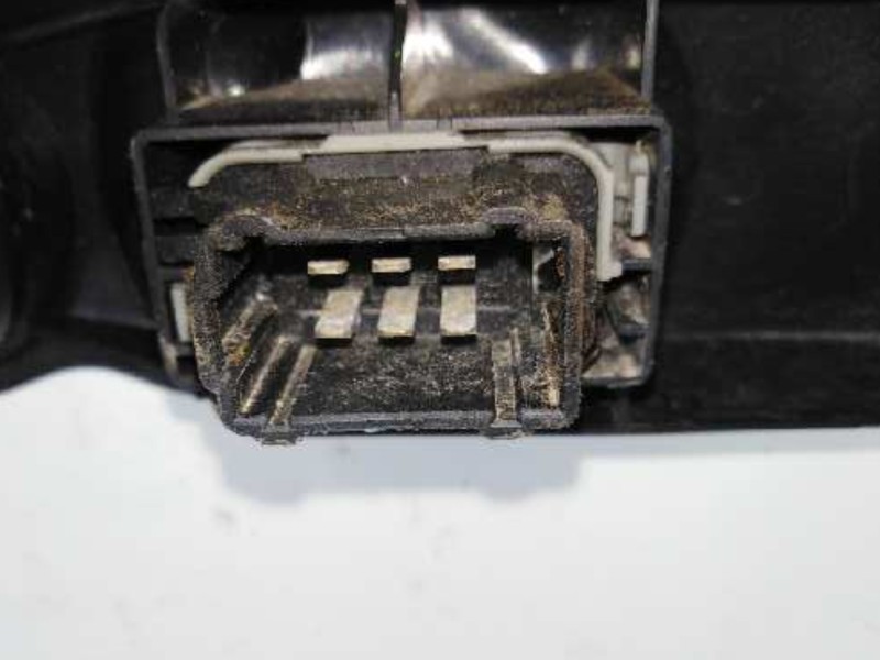 Recambio de mando elevalunas delantero derecho para renault modus dynamique referencia OEM IAM 8200278436  