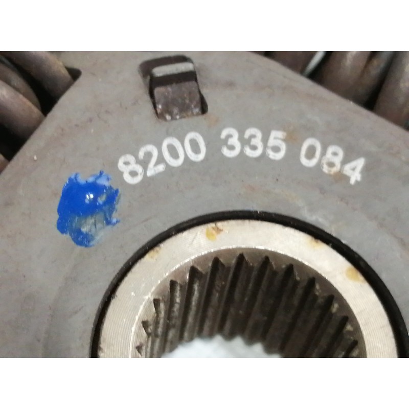 Recambio de kit embrague para renault clio iii authentique referencia OEM IAM 8200335084  