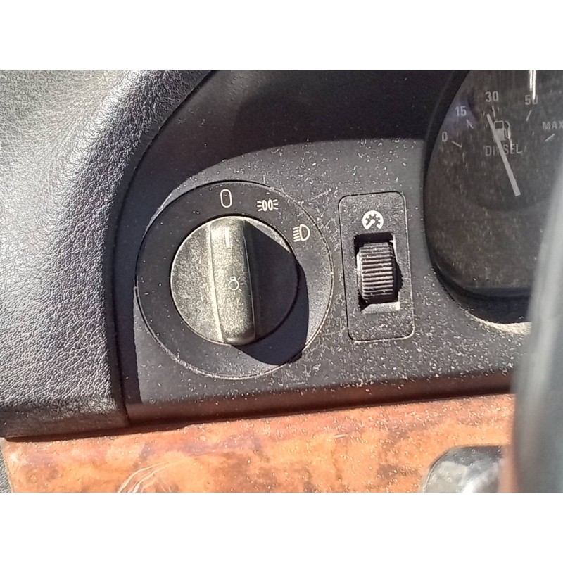 Recambio de mando luces para bmw serie 5 berlina (e39) 525tds referencia OEM IAM 8159735 530893 / 8363687 54939202