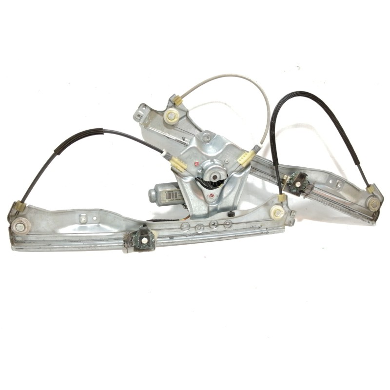 Recambio de elevalunas delantero derecho para renault clio iii authentique referencia OEM IAM 8200291147  