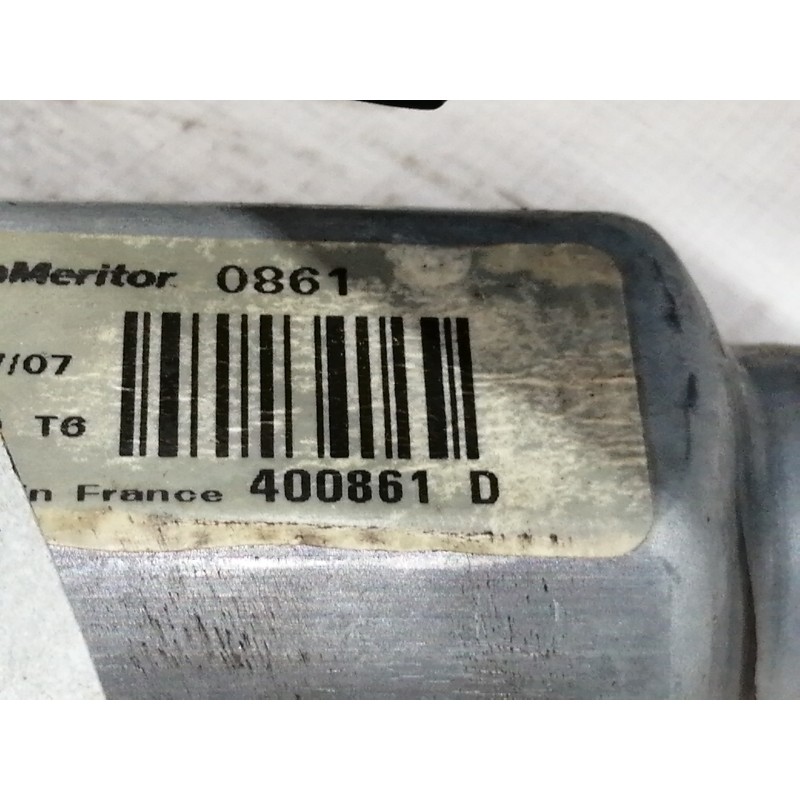 Recambio de elevalunas delantero derecho para renault clio iii authentique referencia OEM IAM 8200291147  