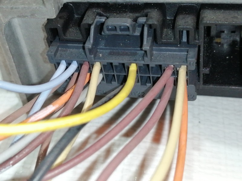 Recambio de centralita airbag para renault clio iii authentique referencia OEM IAM 8200645158  