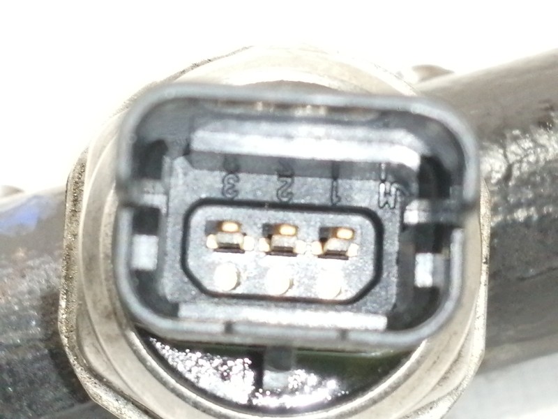 Recambio de rampa inyectora para peugeot 407 st sport referencia OEM IAM 9654726280  