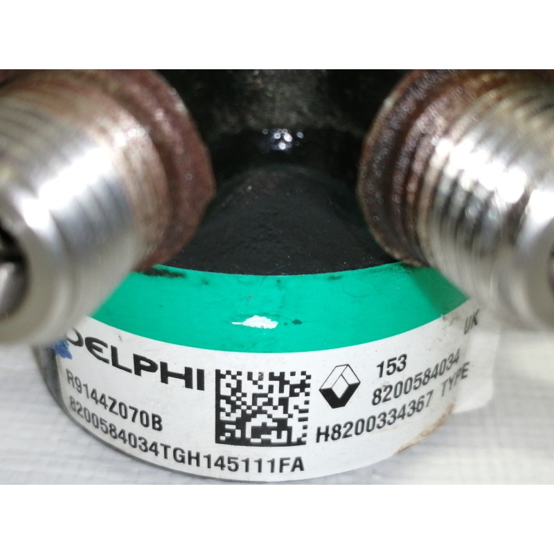 Recambio de rampa inyectora para renault clio iii authentique referencia OEM IAM 8200584034 H8200334367 R9144Z070B