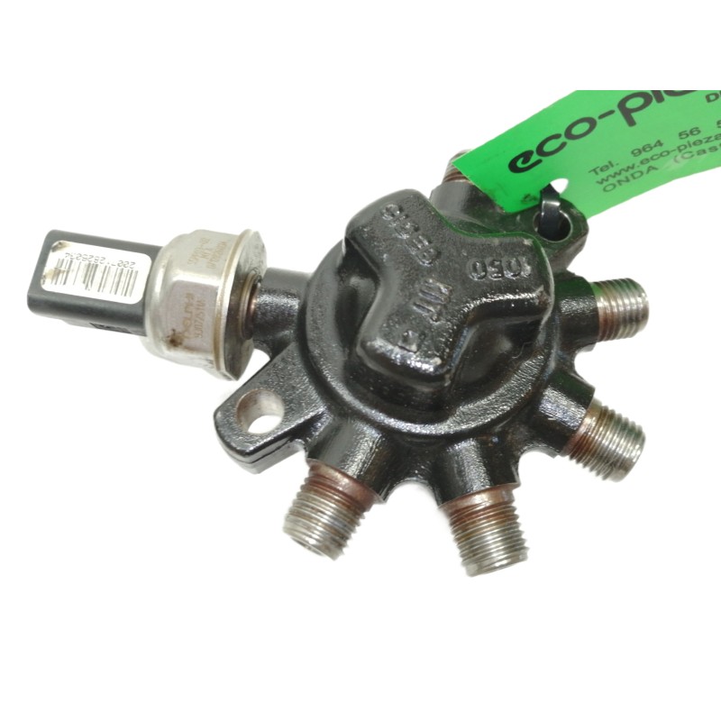 Recambio de rampa inyectora para renault clio iii authentique referencia OEM IAM 8200584034 H8200334367 R9144Z070B