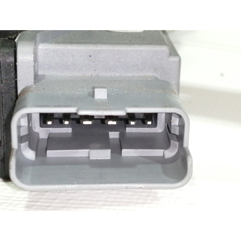 Recambio de mando elevalunas delantero derecho para citroën c3 1.4 sx plus referencia OEM IAM 400618F  